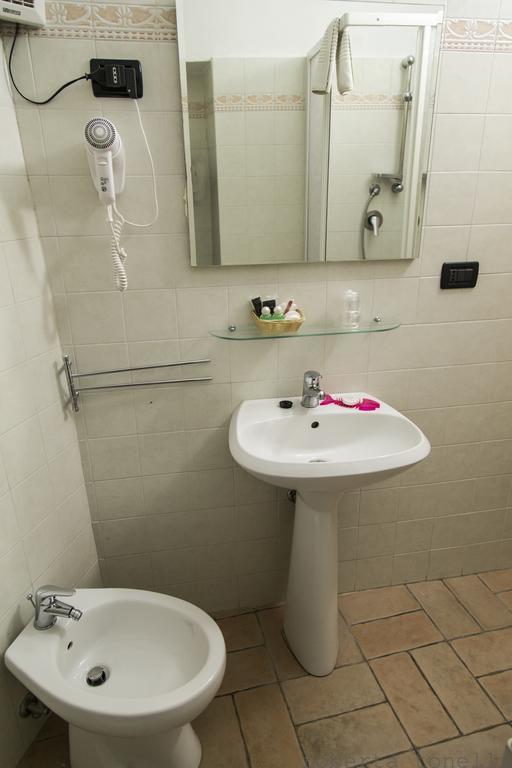 Camere Anna Βερνάτσα Εξωτερικό φωτογραφία